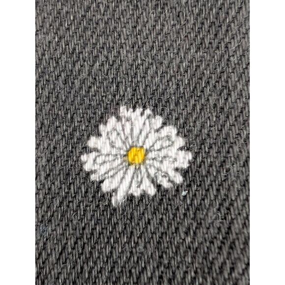 LEVI STRAUSS women's High rise Daisy print shorts black Med/Lg (30) Cottagecore - Picture 4 of 9